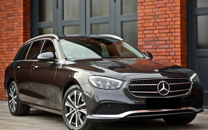 Mercedes-Benz Klasa E cena 179900 przebieg: 29500, rok produkcji 2022 z Chojnice małe 781